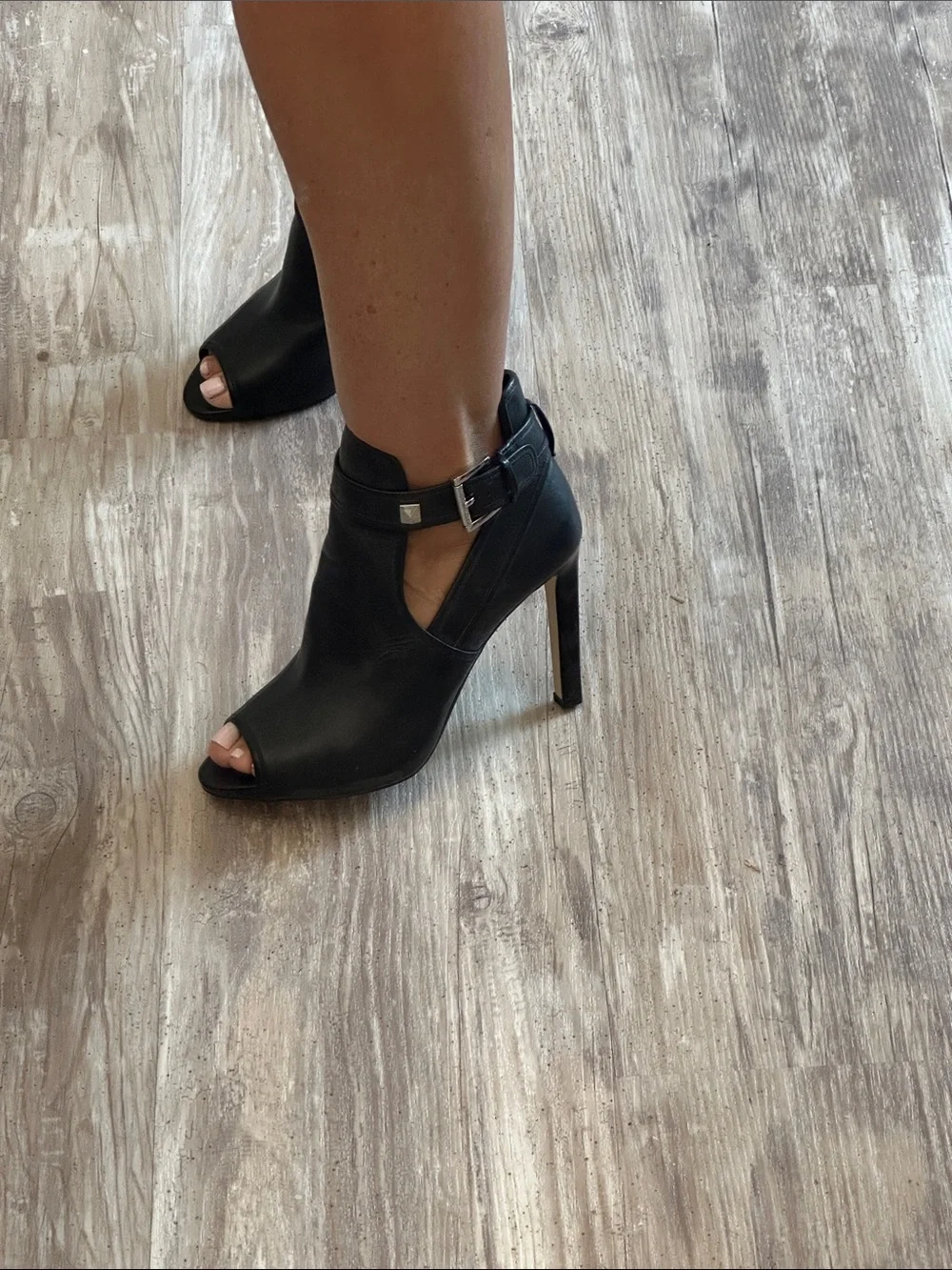 Michael Kors Black Leather Peep-Toe Ankle Booties with Buckle sz 8 never worn!